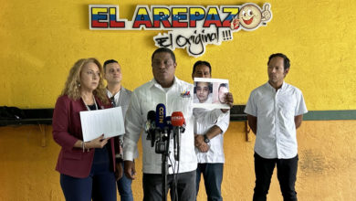 El exilio venezolano en EE.UU. critica la inminente deportación de un expreso político