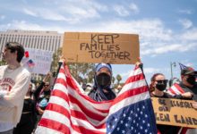 Los Ángeles ruge en la mayor protesta contra Trump: "El pueblo unido jamás será vencido"