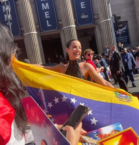 La venezolana del momento: María Gabriela de Faría conquista Hollywood con su papel en Superman