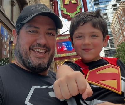 Oliver Silva: El pequeño Superman con raíces hispanas que conquista Hollywood