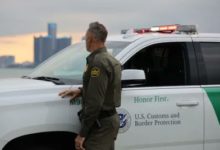Green card bajo revisión: Advierten posibles deportaciones a residentes con antecedentes