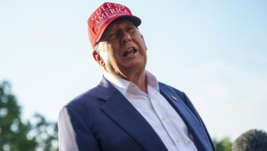 "Les enseñaremos a huir de un caimán": Trump se mofa de migrantes en 'Alligator Alcatraz'