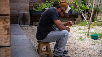 "Nos trataron como si fuésemos asesinos", el relato de dos migrantes deportados de EE.UU.