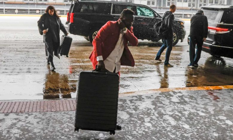 Fuertes tormentas en EE.UU. dejan a miles de personas sin luz y causan inundaciones (+VIDEO)