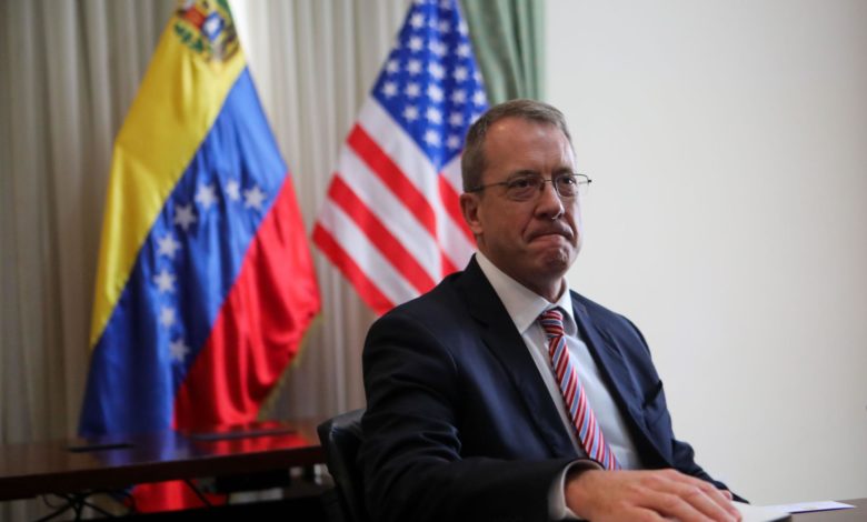 Diplomático de EEUU cree que todo el mundo espera la caída de Maduro pero no es el momento