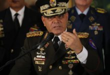 Ministro de Defensa afirma que EE.UU. quiere "forzar un cambio de régimen" en Venezuela