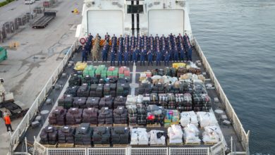 La Guardia Costera logra un hito histórico al descargar más de 76.140 libras de narcóticos ilegales en Port Everglades