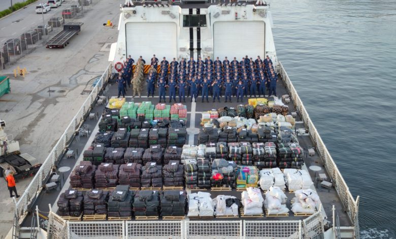 La Guardia Costera logra un hito histórico al descargar más de 76.140 libras de narcóticos ilegales en Port Everglades