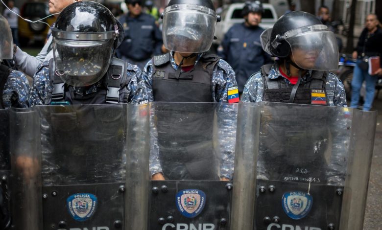 La Policía de Venezuela expresa su lealtad a Maduro tras anuncio de recompensa de EE.UU.