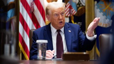 Trump plantea enviar cheques de "rembolso arancelario" a ciudadanos de EE.UU.
