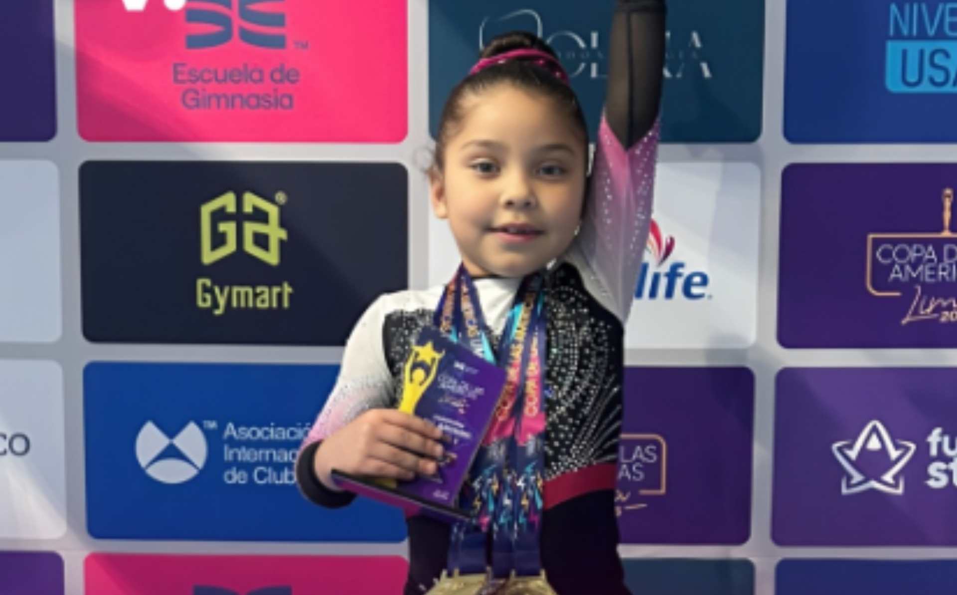Alondra Valentina González, la niña venezolana que brilla en la gimnasia artística continental desde Chile