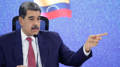 Venezuela ejerce el "legítimo derecho a la defensa" ante EEUU pero confía en la diplomacia