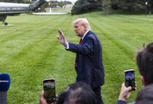 Trump dice que está "realmente preocupado" por EE.UU. tras el asesinato de Charlie Kirk