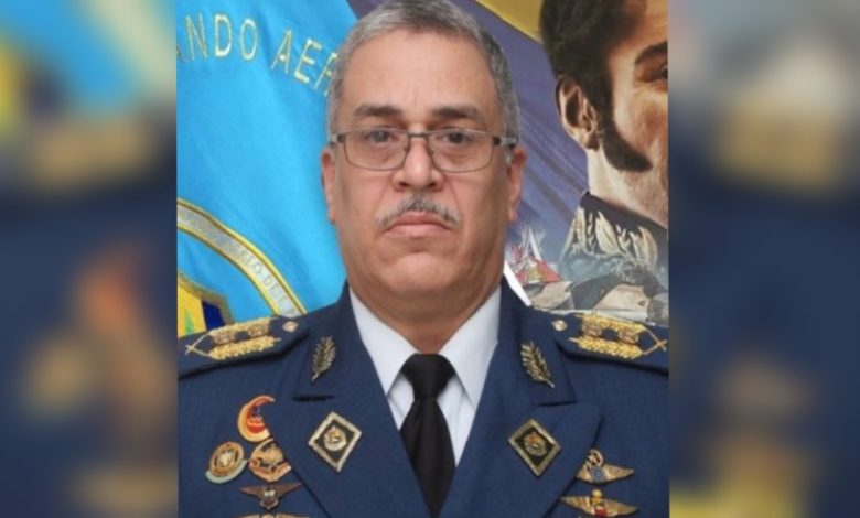 Deserción de alto mando militar sacude a la Aviación venezolana