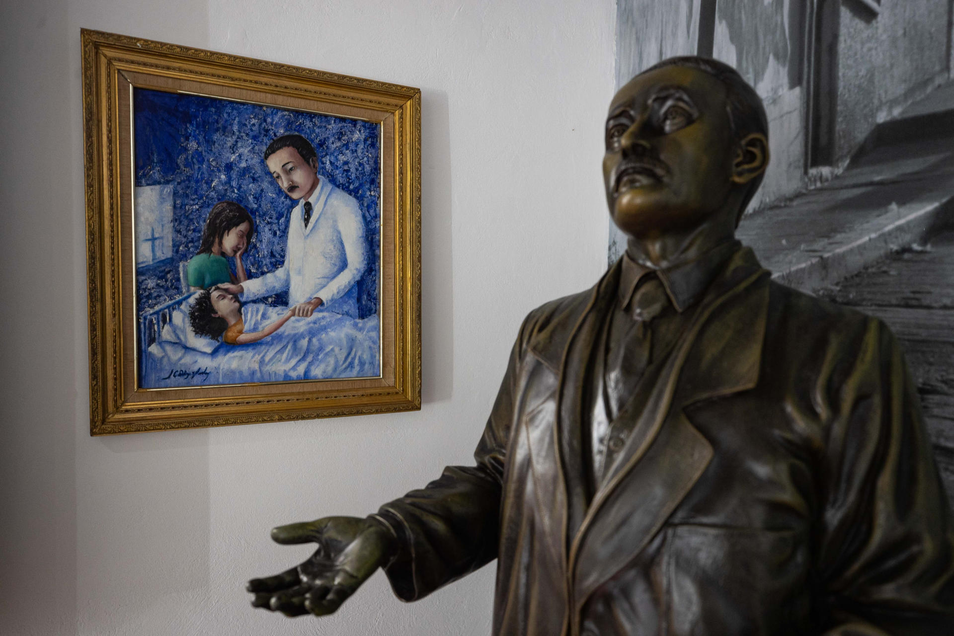 Venezuela conmemora los 161 años del natalicio de su primer santo, José Gregorio Hernández