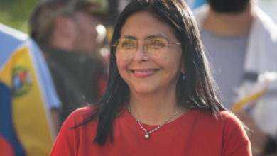 Rodríguez llama falso artículo sobre supuesta propuesta a EE.UU. de un Gobierno sin Maduro