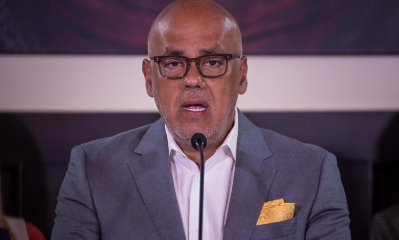 Venezuela alerta a EE.UU. de plan para poner "explosivos letales" en su embajada en Caracas