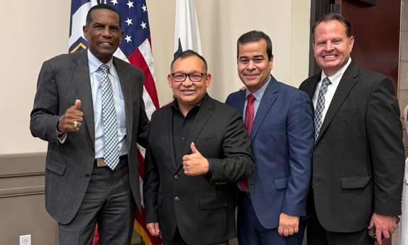 Panas en Utah recibe reconocimiento por su aporte a la comunidad latina durante la ceremonia “Mujeres con Propósito” en Herriman