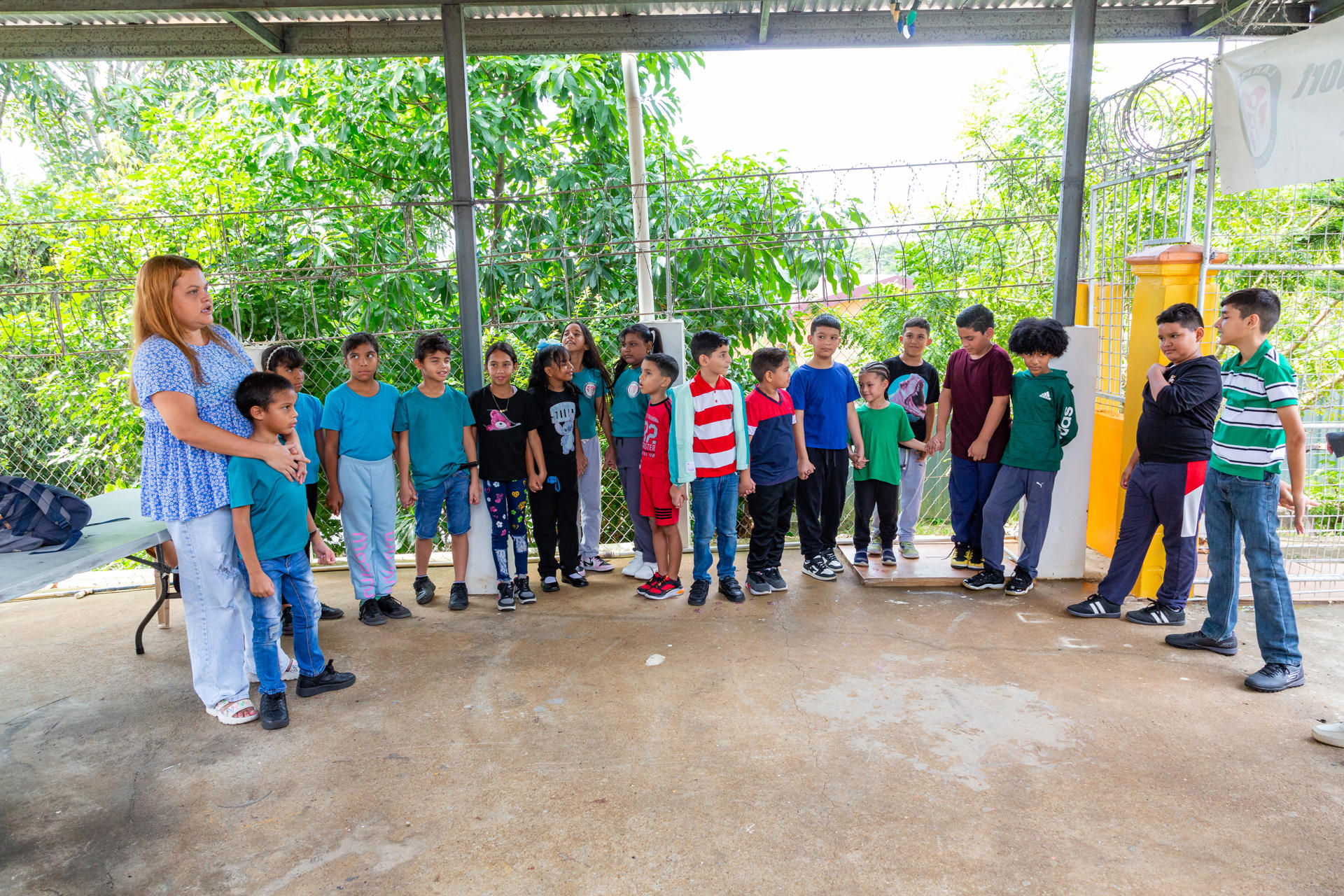 Los niños venezolanos enfrentan explotación y baja escolarización en Trinidad y Tobago