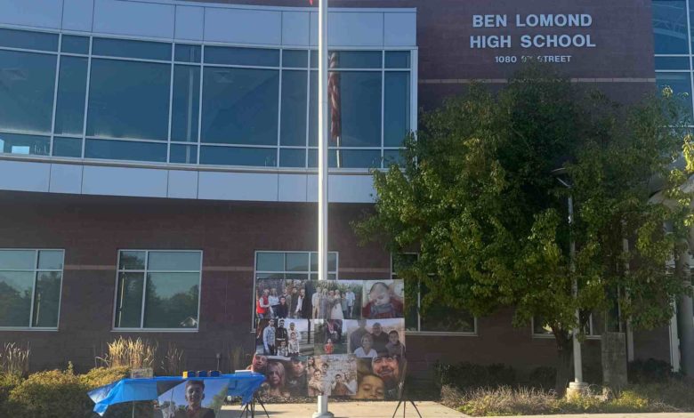 La comunidad de Ogden se une en una emotiva vigilia por el joven de 16 años asesinado cerca de la escuela Ben Lomond