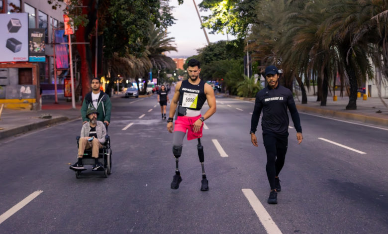 ¿Quién es Juan Pablo Dos Santos, el venezolano que correrá el Maratón de Nueva York con prótesis en las dos piernas?