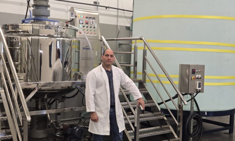 Ciencia a escala industrial: Venezolanos innovan la manufactura química en Utah 
