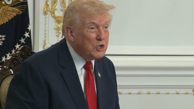 Trump avisa que "empezará a detener" el avance de narcotraficantes de Venezuela por tierra