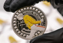 Lanzan una moneda conmemorativa de Freddie Mercury por el 40 aniversario de 'Live Aid'