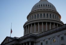 Senado consigue la mayoría de votos necesarios para proceder a reabrir el gobierno de EEUU