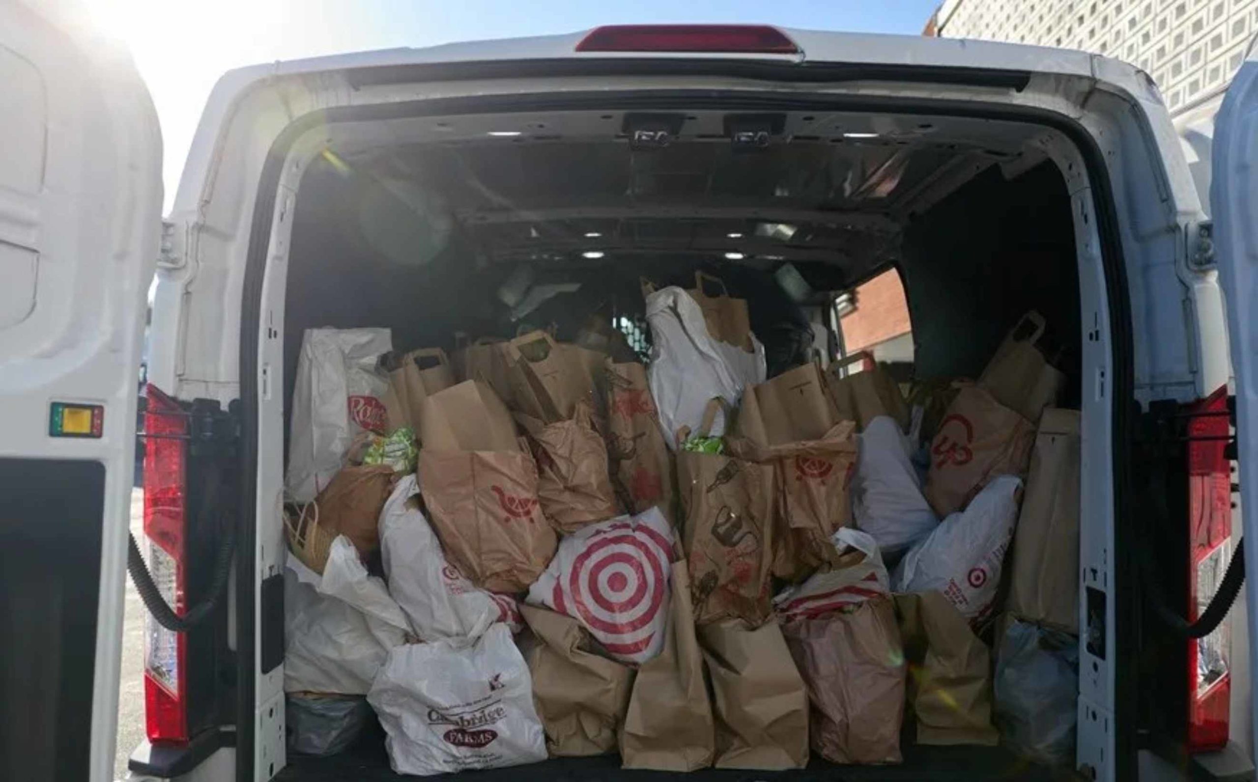 El secretario del Tesoro: Los subsidios para alimentos en EE.UU. podrían reactivarse pronto