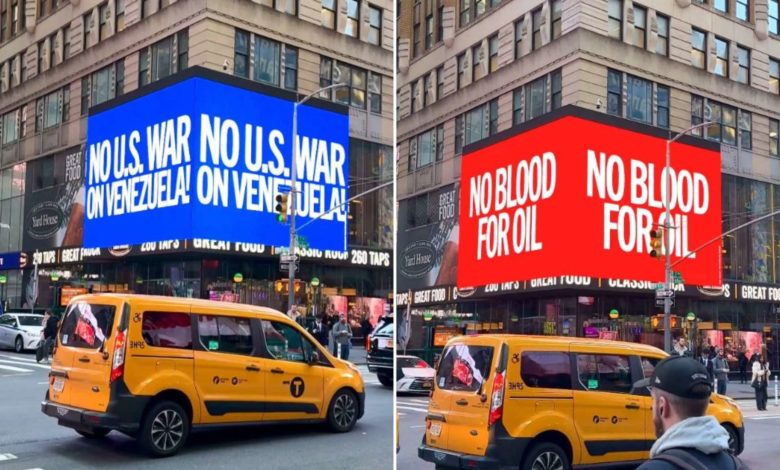 Gigantesca cartelera cae en Times Square y reaviva el debate sobre una posible intervención militar en Venezuela (+VIDEO)
