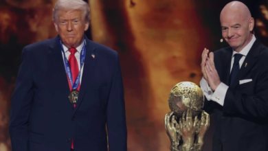 El presidente de Estados Unidos, Donald J. Trump, recibe el "Premio FIFA de la Paz: el fútbol une al mundo"