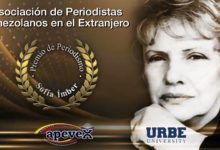 Convocatoria a Premios de Periodismo Sofía Ímber 2026 de APEVEX y URBE University