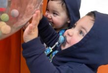 La familia de Allan impulsa una campaña para financiar terapias que buscan mejorar su calidad de vida