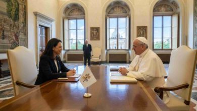 Encuentro en el Vaticano eleva perfil de María Corina Machado en escena internacional