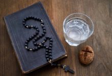 ¿Qué es el ayuno y la abstinencia? Así lo explica la Iglesia Católica