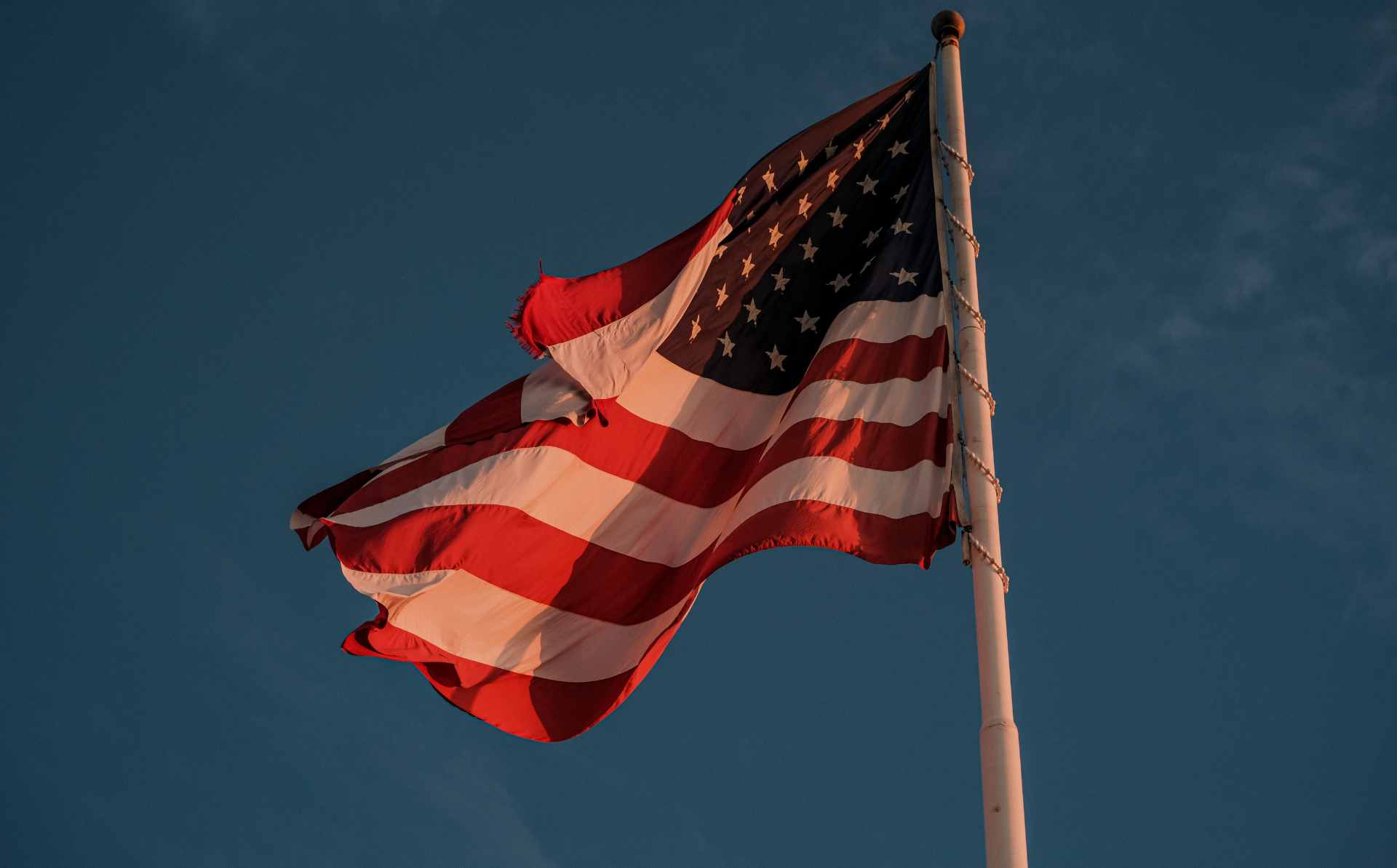 Desde el 24 de abril nuevos solicitantes de asilo deberán esperar un año para pedir permiso de trabajo