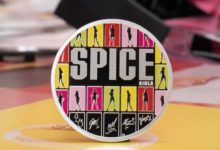 Las Spice Girls reciben una moneda conmemorativa por los 30 años de su debut musical (+VIDEO)