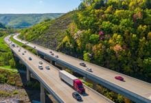 Las vacaciones de primavera implican un aumento en los viajes y mayores riesgos para los conductores adolescentes ¿Cómo prevenirlo?