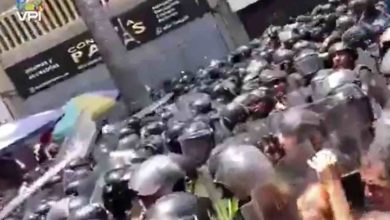 Protestas por salarios en Venezuela derivan en denuncias de represión y agresiones a la prensa (+VIDEO)