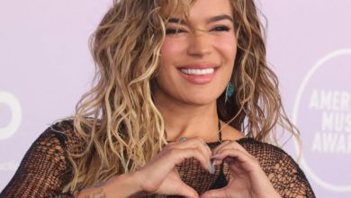 Karol G rompe barreras en los American Music Awards y recibe un reconocimiento histórico (+VIDEOS)
