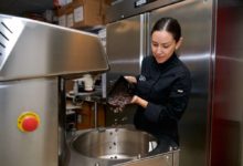 Araya Artisan Chocolate: Talento venezolano que redefine el lujo del cacao en Houston