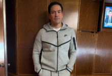 La foto del día: Marco Rubio desata polémica al usar el mismo Nike Tech que vistió Maduro tras su captura