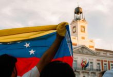 Analista política considera que Venezuela "todavía no muestra evidencias concretas de avanzar hacia una transición democrática"