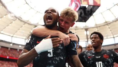 Canadá marca seis goles y México se proclama campeón de grupo
