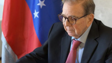 Edmundo González denuncia presiones para abandonar su reclamo electoral a cambio de la liberación de su yerno