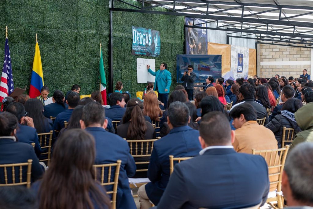 La "Fundación por un mundo libre de drogas" lanza una Campaña para llegar a millones de personas a través de la educación durante la Copa Mundial