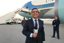 Univision y Telemundo reconfiguran sus pantallas entre recortes y salidas de figuras históricas