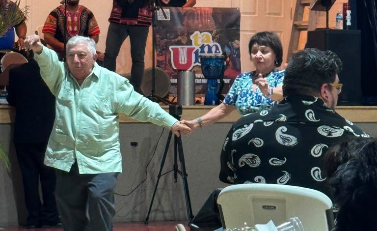 La comunidad venezolana en Utah homenajeó a Víctor Hugo Márquez por sus 70 años de trayectoria artística (+VIDEOS)