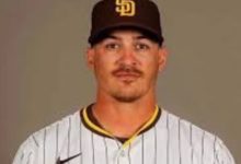 ICE detiene en un aeropuerto a Oswaldo Pirela, expelotero venezolano y coach de los Padres